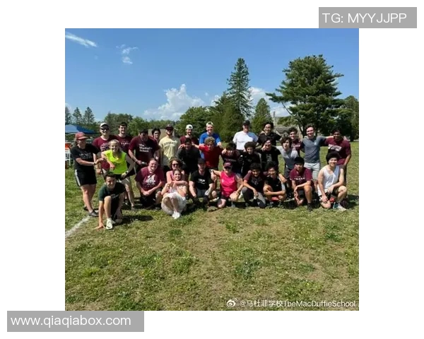 杭州飞盘队与武汉飞盘队对决分析:力量与策略的较量与启示 杭州飞盘队与武汉飞盘队对决分析:力量与策略的较量与启示