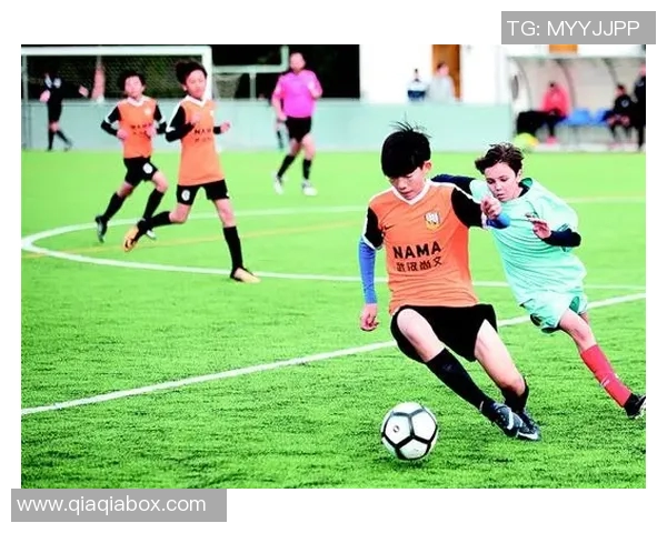 从青涩少女到足球场上的明星转身，追梦之路的精彩瞬间